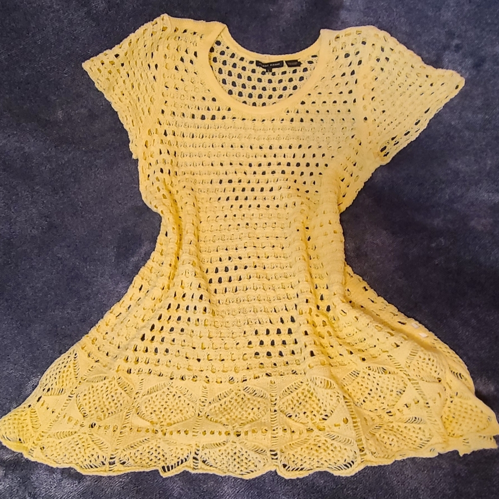 Jeanne Pierre crochet yellow tunic cover up